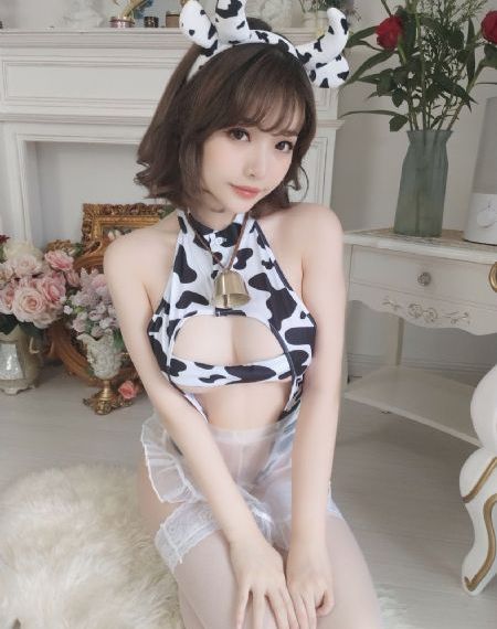 欧美自拍调色_4K在线播放观看
